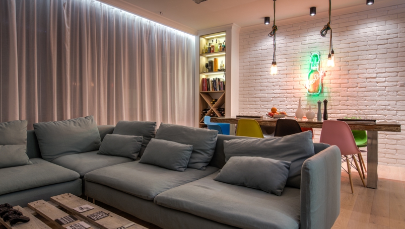 perfectspace-wnetrze-salonu-wyposazone-w-narozna-kanape-na-nozkach