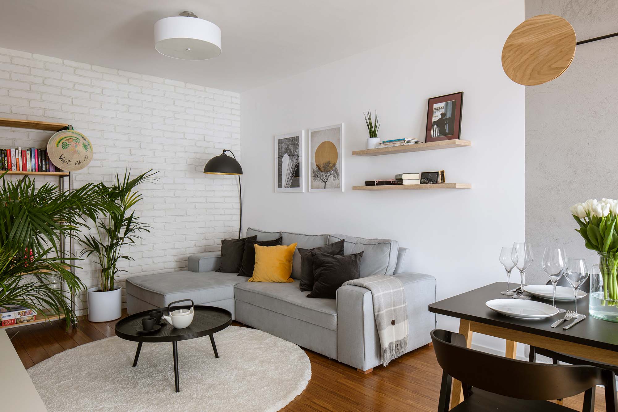 APARTAMENT BANDERII, REMONT